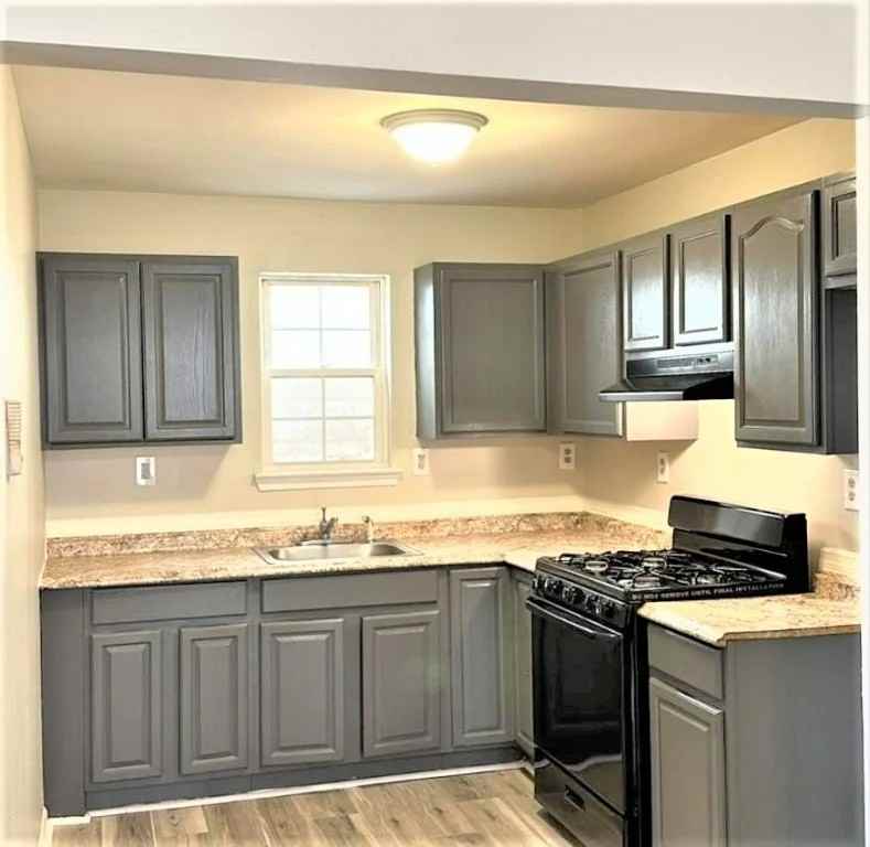 306 South 7th Street #3b - Photo 2 of 10