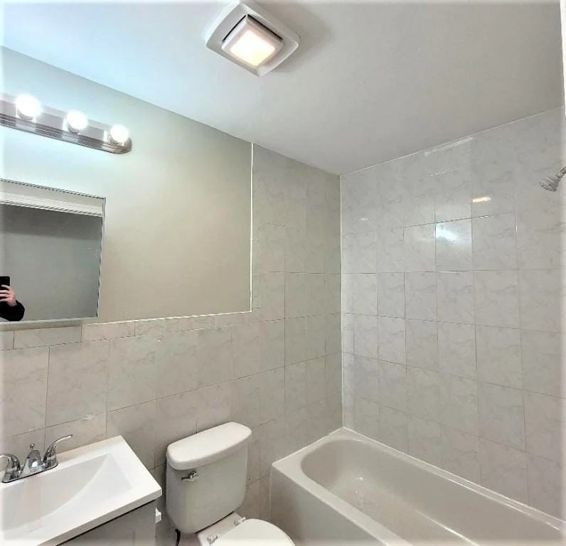 306 South 7th Street #3b - Photo 3 of 10