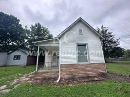 featured image of 708 Harmon St