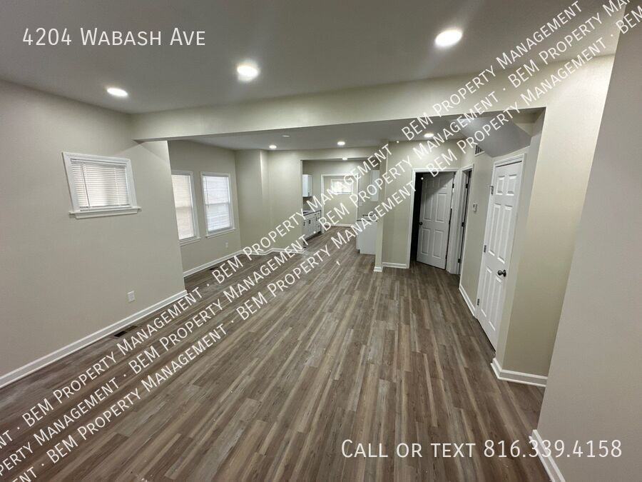 4204 Wabash Ave - Photo 2 of 18
