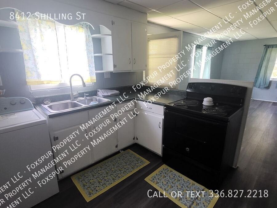8412 Shilling St - Photo 3 of 14