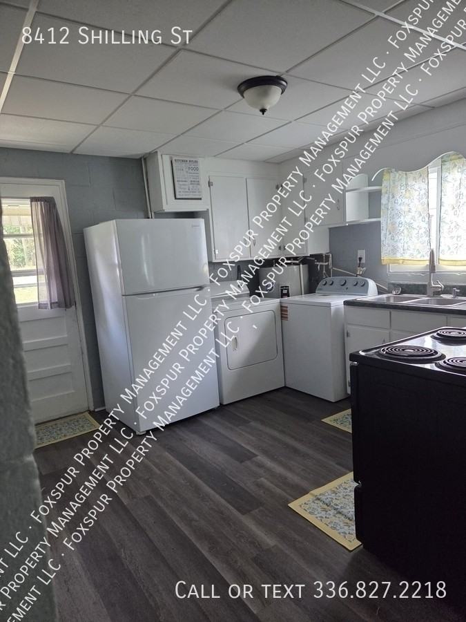 8412 Shilling St - Photo 5 of 14