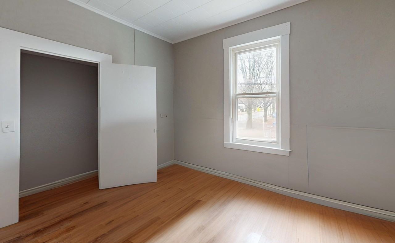 91 Marlboro St. - Photo 4 of 10