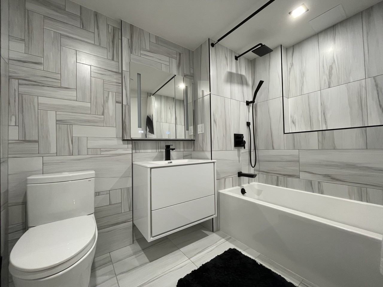 623 Avenue H #3F - Photo 3 of 10