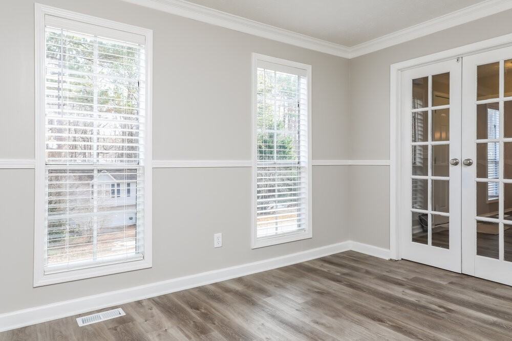 445 Ridgedale Way - Photo 5 of 18