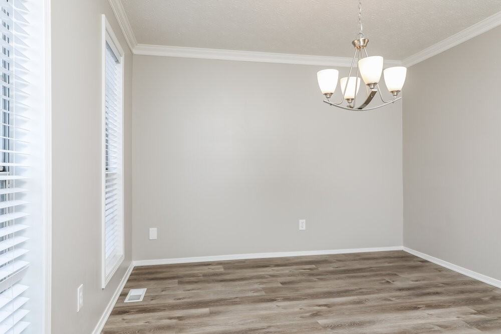 445 Ridgedale Way - Photo 6 of 18