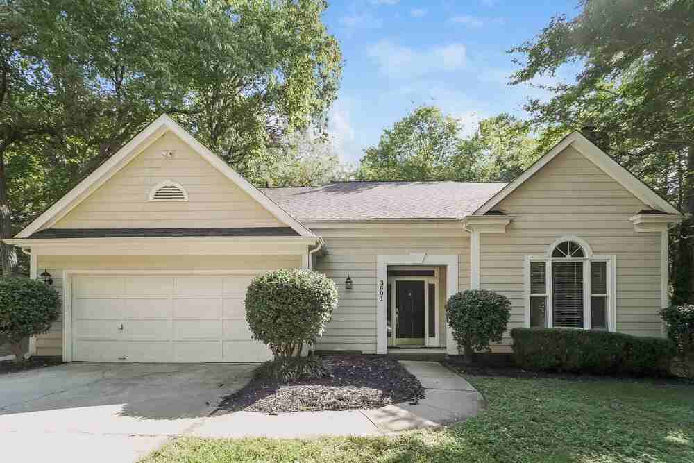 3601 Waterton Leas Ct - Photo 4 of 20