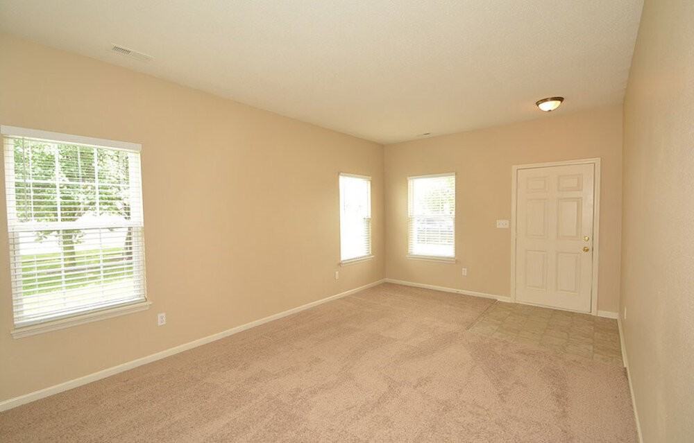 8010 Whitaker Valley Blvd - Photo 2 of 29