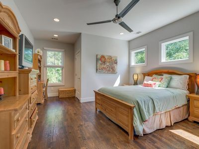 1023 Petway Ave #B - Photo 5 of 20