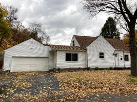 featured image of 300 Kenwood Ave
