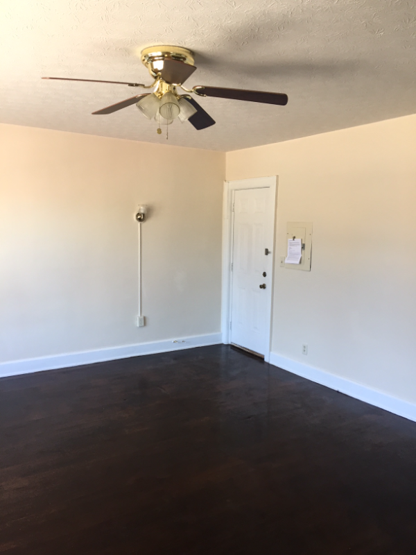 3167 N High St #4 - Photo 4 of 16