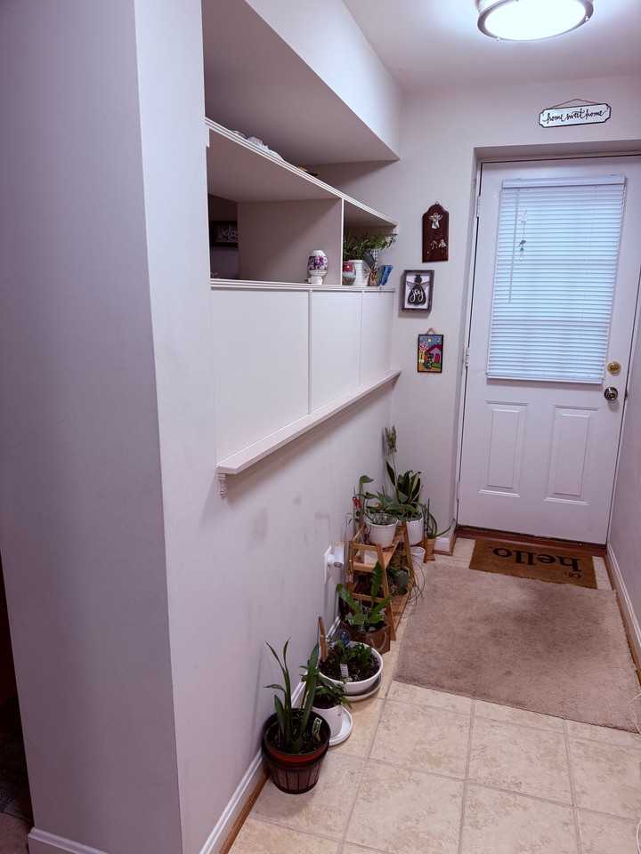 Breezyhill Dr - Photo 2 of 13