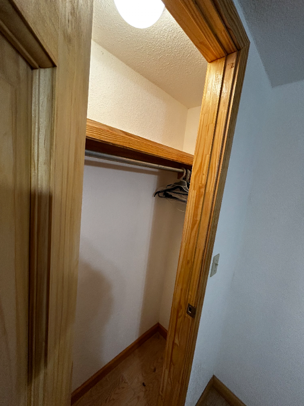 4216 S Travis St - Photo 3 of 11