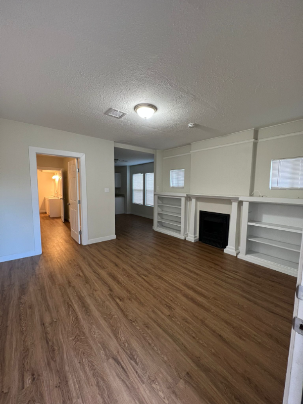 3313 Hueco Ave - Photo 6 of 16