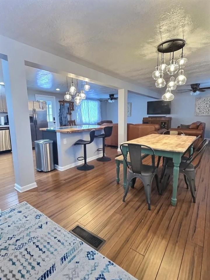 437 New Castle St #1 - Photo 7 of 32