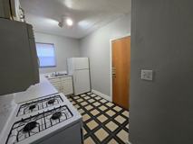 EN806 - Photo 1 of 1
