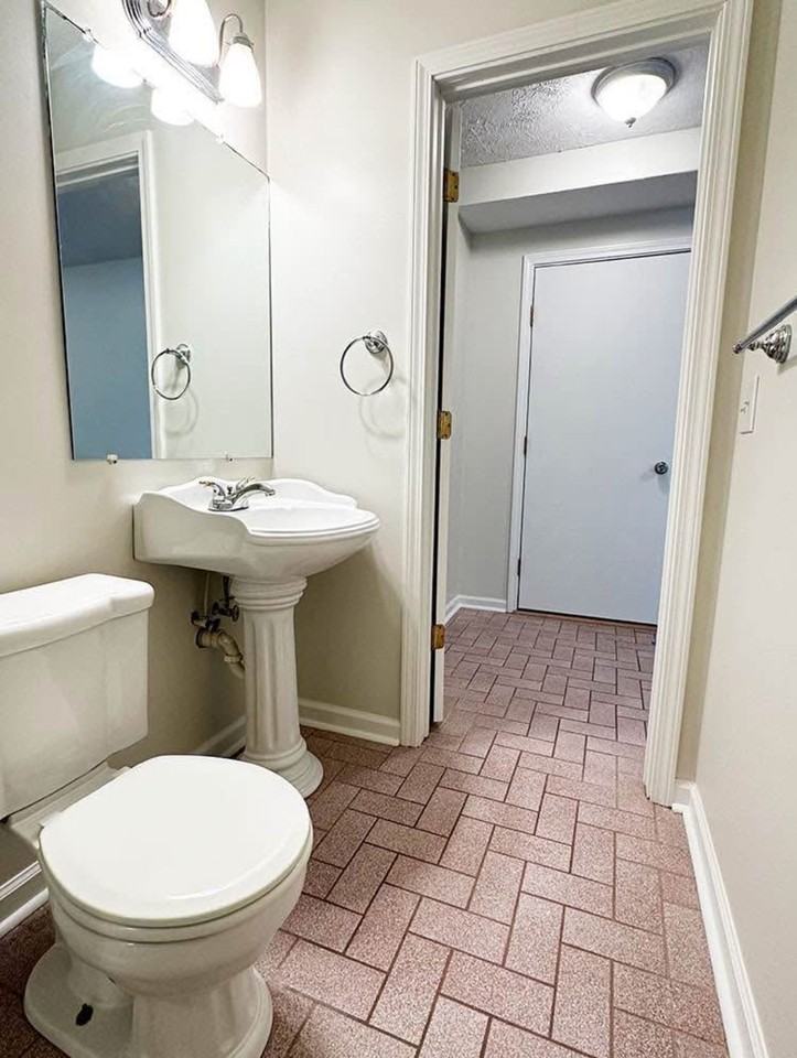 6690 North Dr - Photo 5 of 9