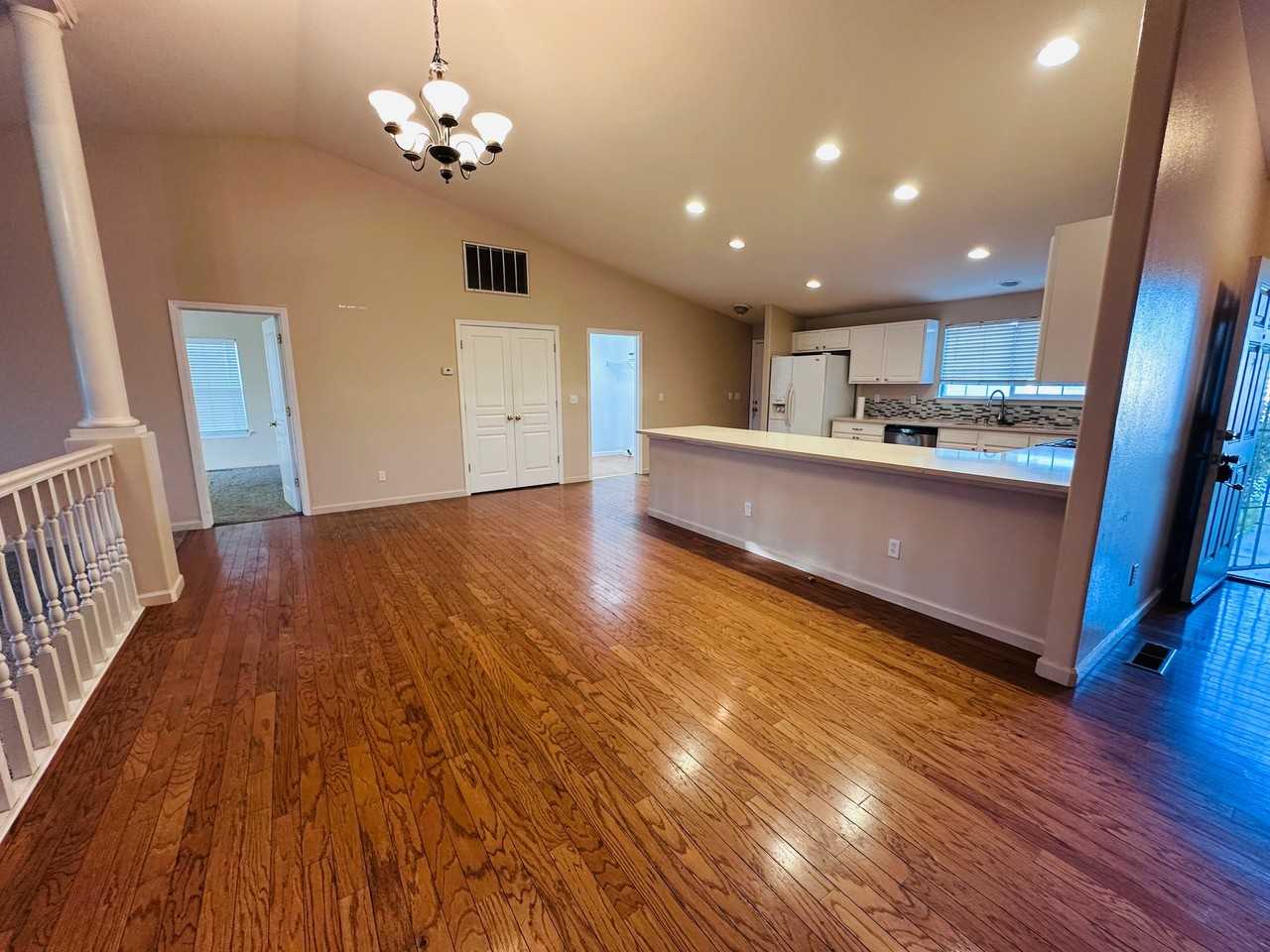 1545 Wrangler Ln - Photo 4 of 19
