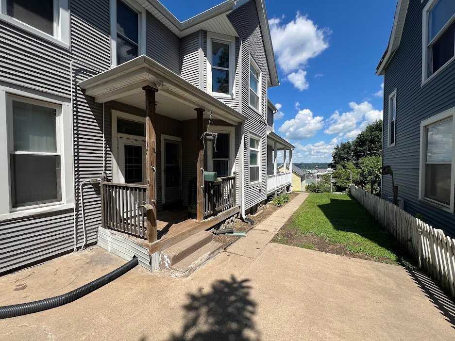 1525 Fairview Pl #2 - Photo 4 of 15