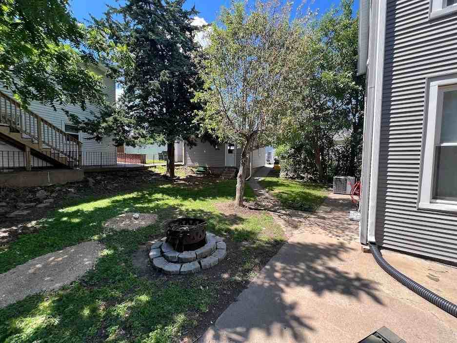 1525 Fairview Pl #2 - Photo 5 of 15