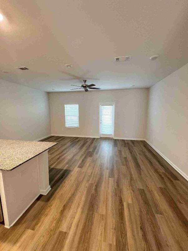 1755 Jakes Dr - Photo 3 of 15