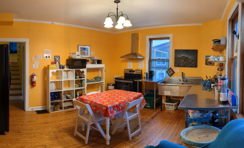 16 Ravenscroft Dr - Photo 3 of 6