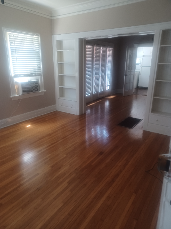1727 N Alexandria Ave #1 - Photo 2 of 20