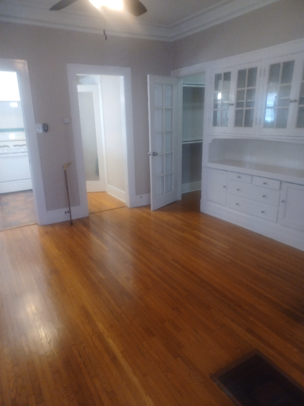 1727 N Alexandria Ave #1 - Photo 3 of 20