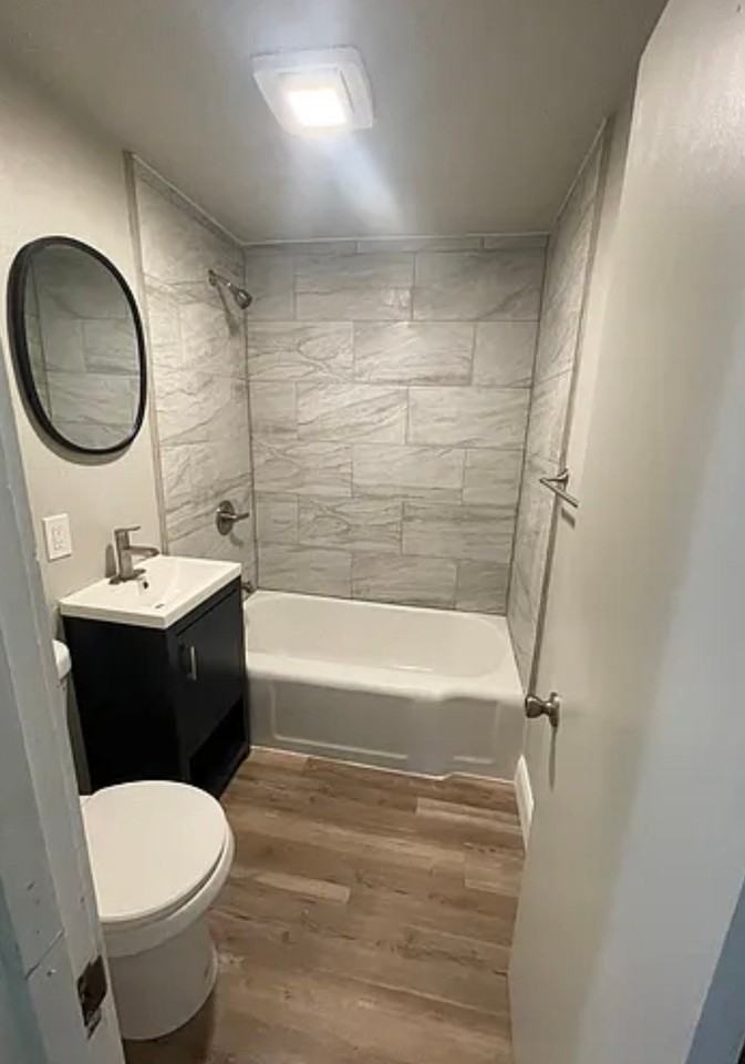 2608 N 40th St #2608A - Photo 4 of 8