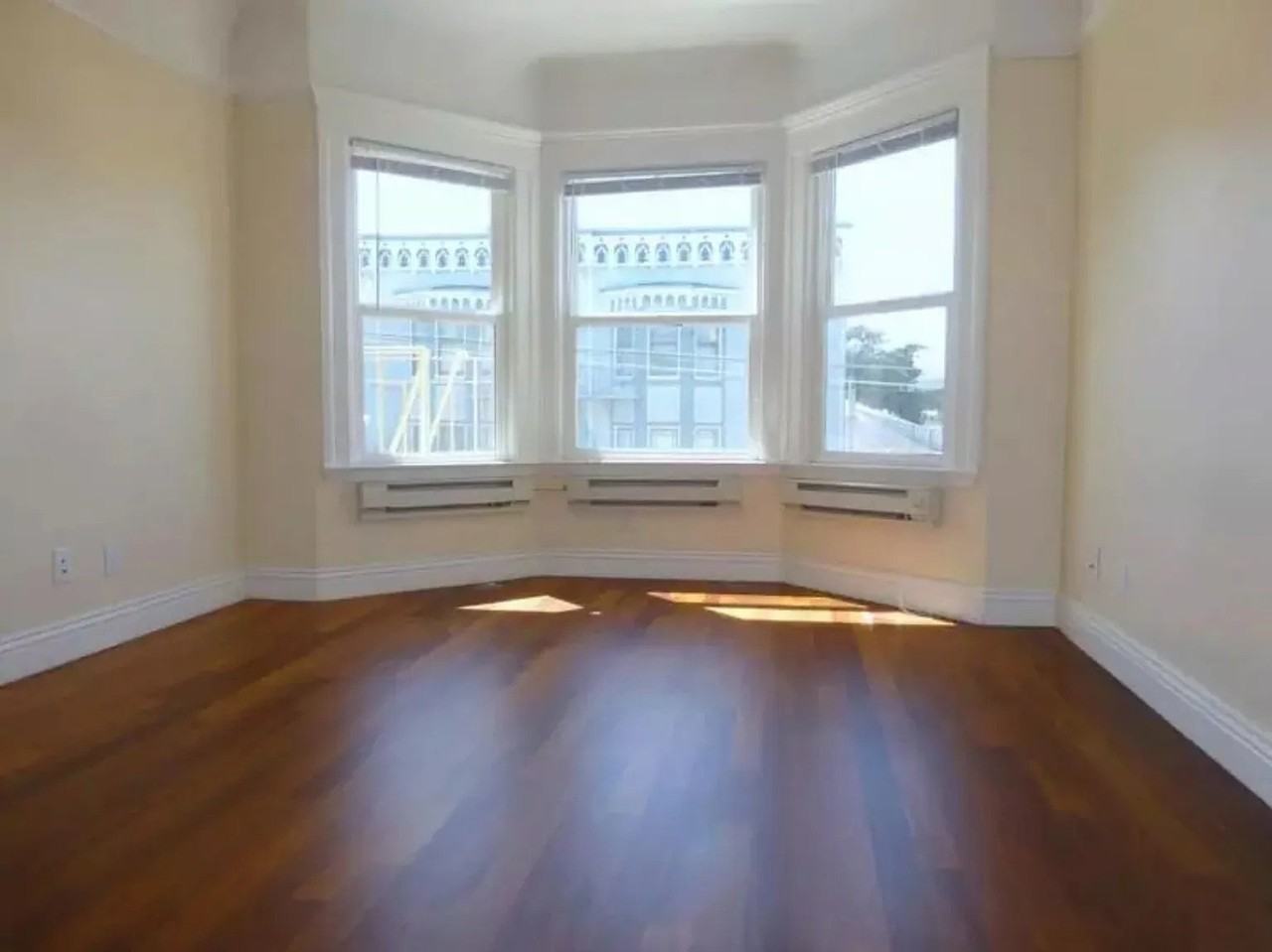 622 Shrader St #8 - Photo 5 of 10