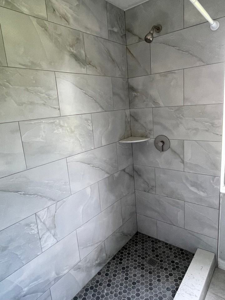 1294 Drill Ave Ne - Photo 4 of 6
