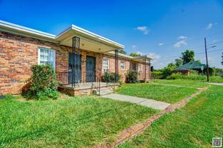 705 Hall St - Photo 1 of 1