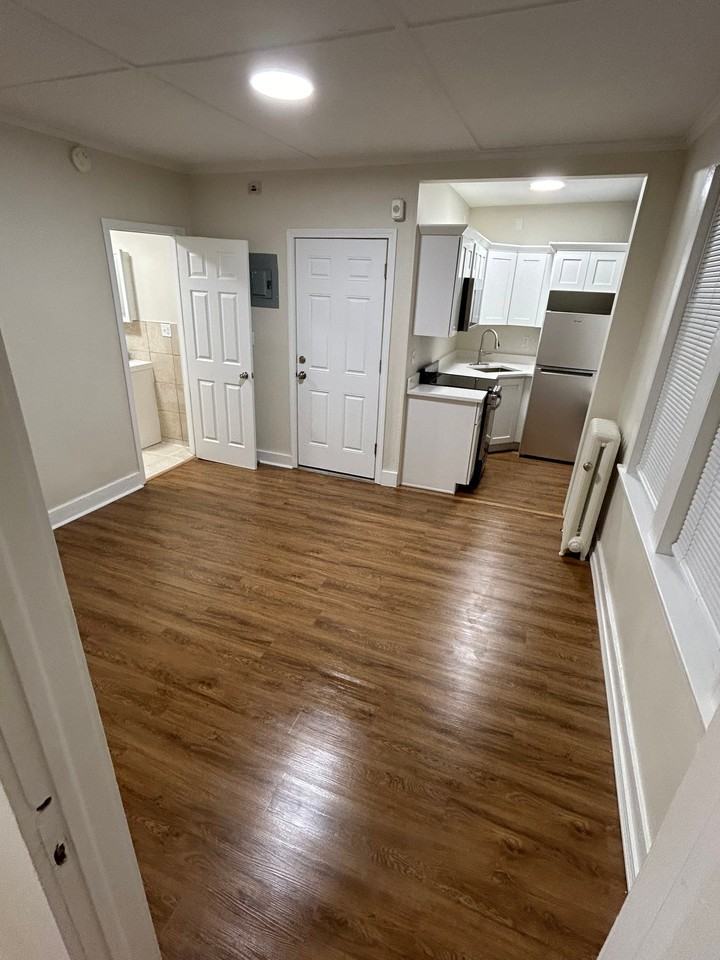 9 Eldridge St #1 - Photo 4 of 8