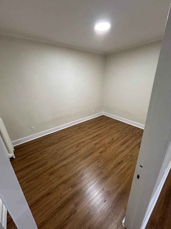 9 Eldridge St #1 - Photo 5 of 8