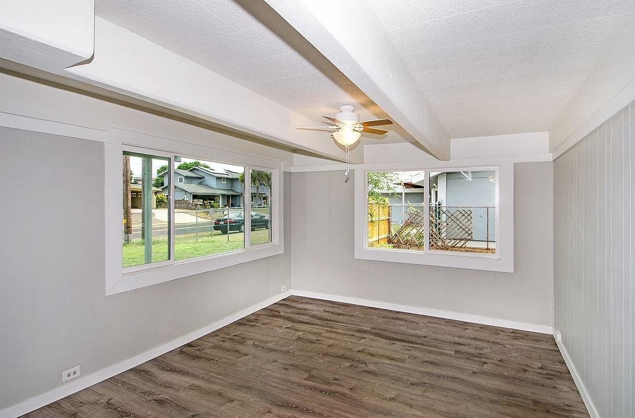 218 Holua Dr - Photo 2 of 18