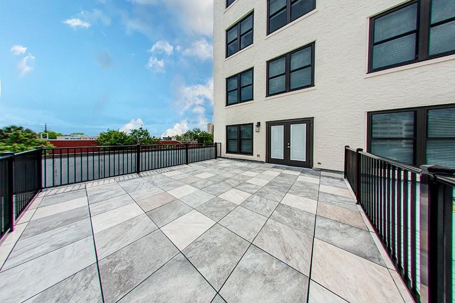 408 W University Ave #302 - Photo 5 of 19