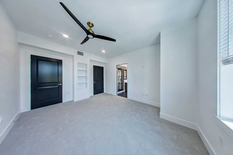 408 W University Ave #302 - Photo 7 of 19
