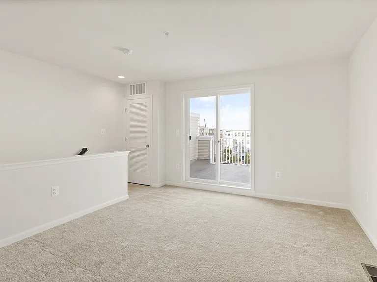 9614 Weshire Dr - Photo 6 of 17