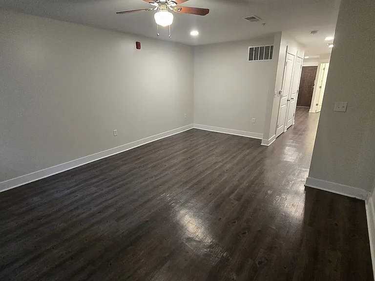 5211 E 112th Ter #205 - Photo 6 of 11