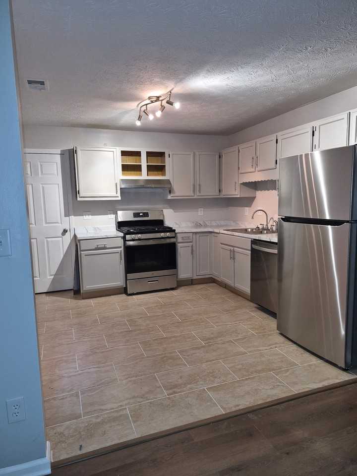 7043 Hania Dr - Photo 2 of 10