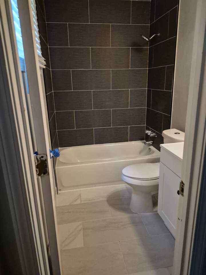 7043 Hania Dr - Photo 6 of 10
