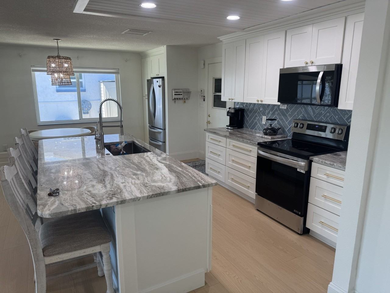 4925 Forecastle Dr - Photo 3 of 19