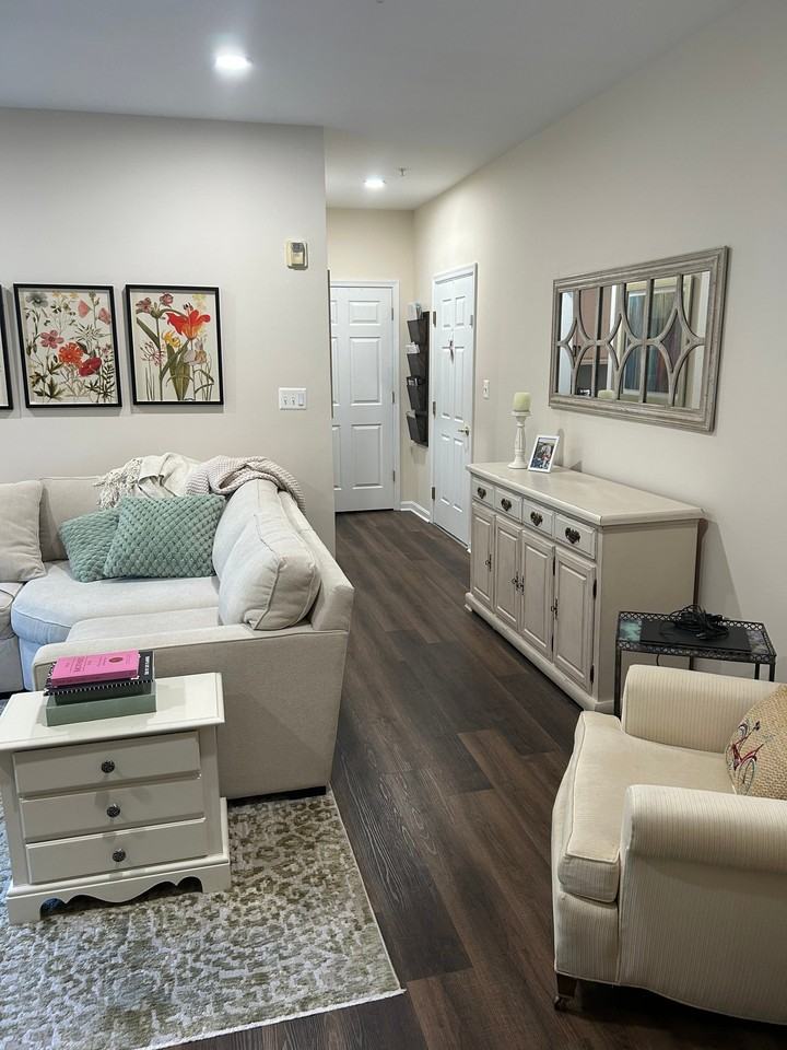 1595 Homeland Dr #3E - Photo 3 of 18