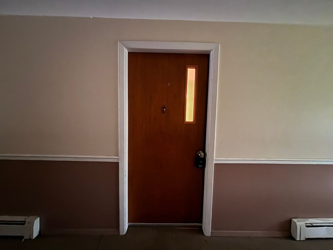 1868 Livingston Rd - Photo 2 of 18