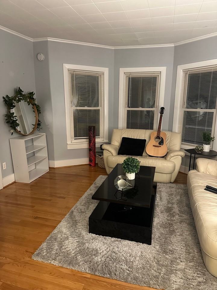 23 Airlie St #1 - Photo 4 of 20