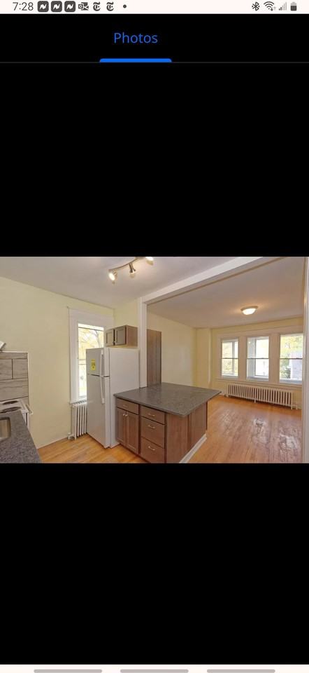 876 Warren St #2 - Photo 4 of 20