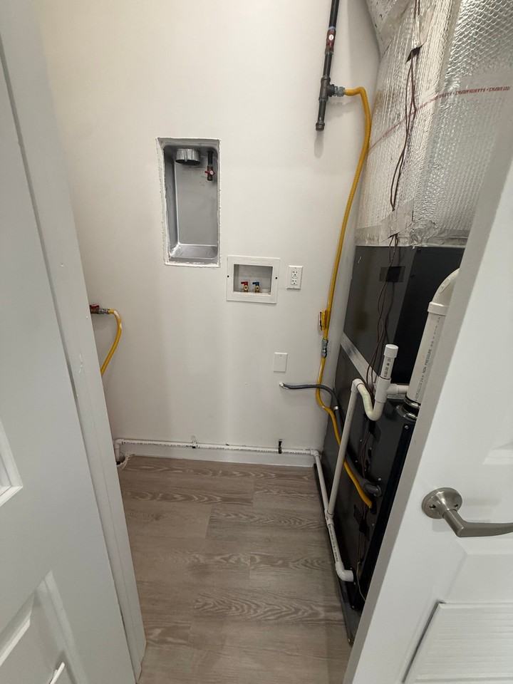 117 Hamilton Ave #302 - Photo 7 of 12