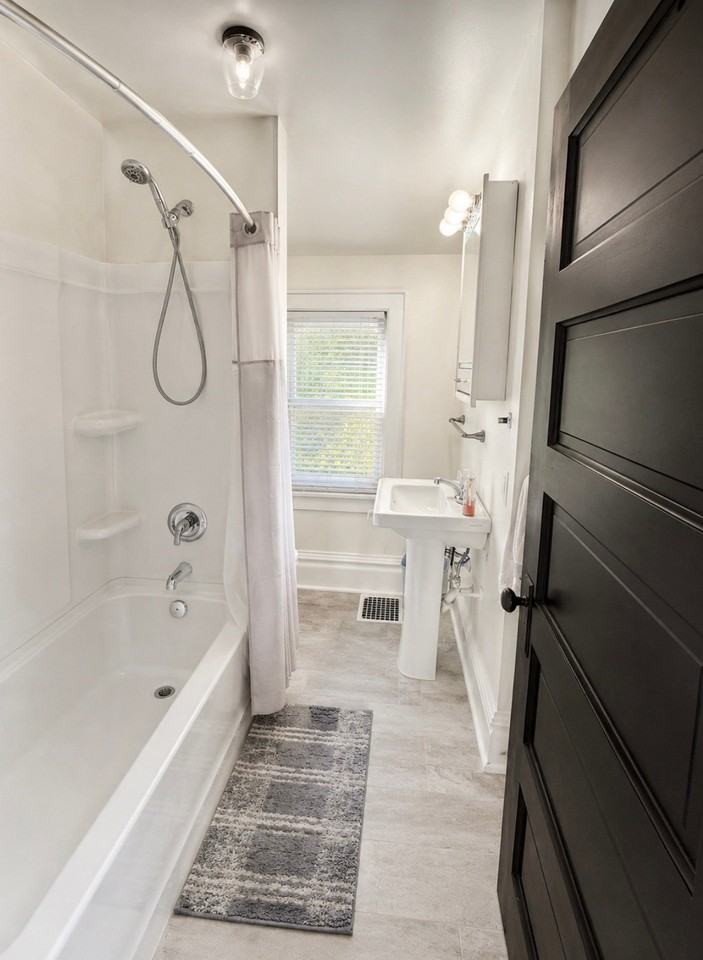 1021 9th Ave Sw - Photo 7 of 7