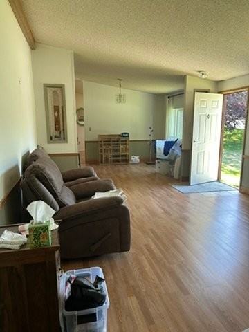 3960 Nw Cascade Ave - Photo 7 of 15
