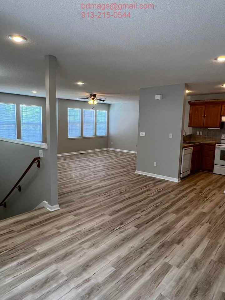 3205 N 103rd Ter - Photo 4 of 16